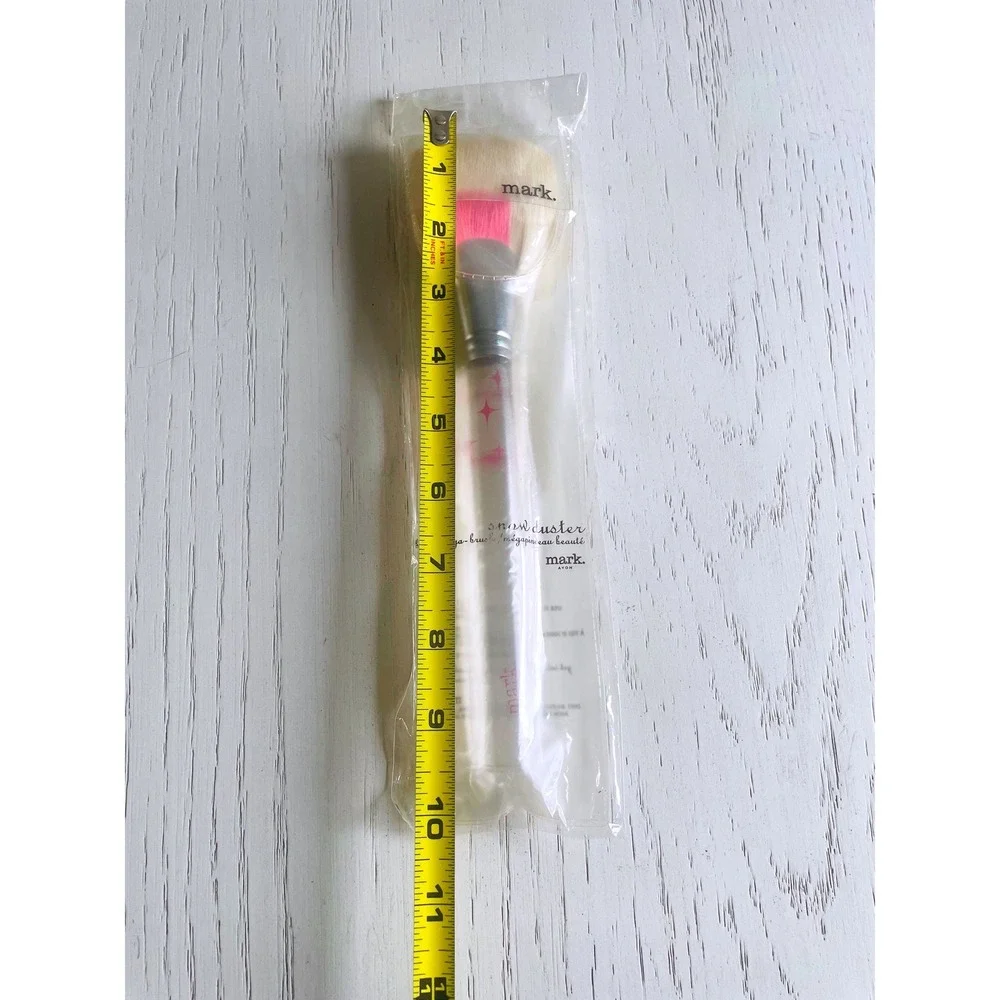 Mark Avon Snow Duster Makeup‎ Brush Foundation Powder Application Beauty Tool